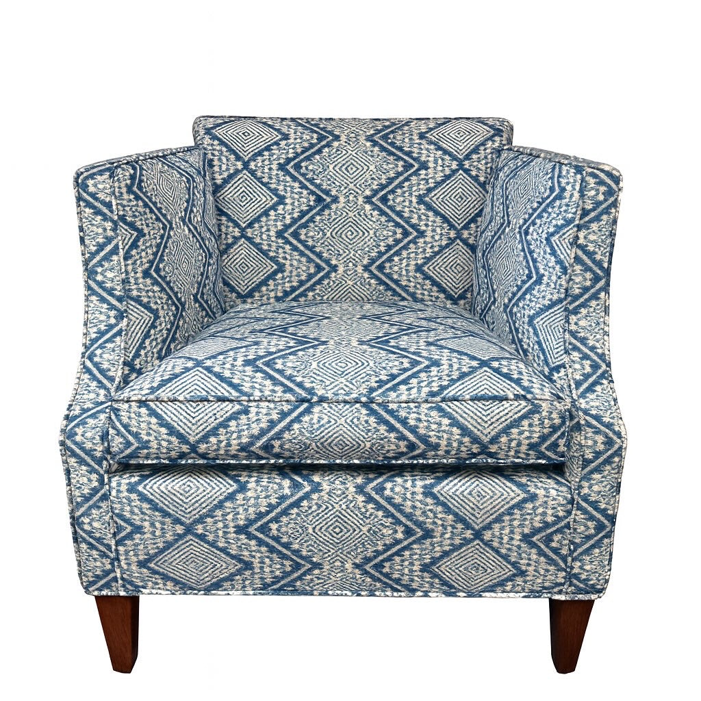 ✨ Vintage Reupholstered Mid-Century Chair ✨