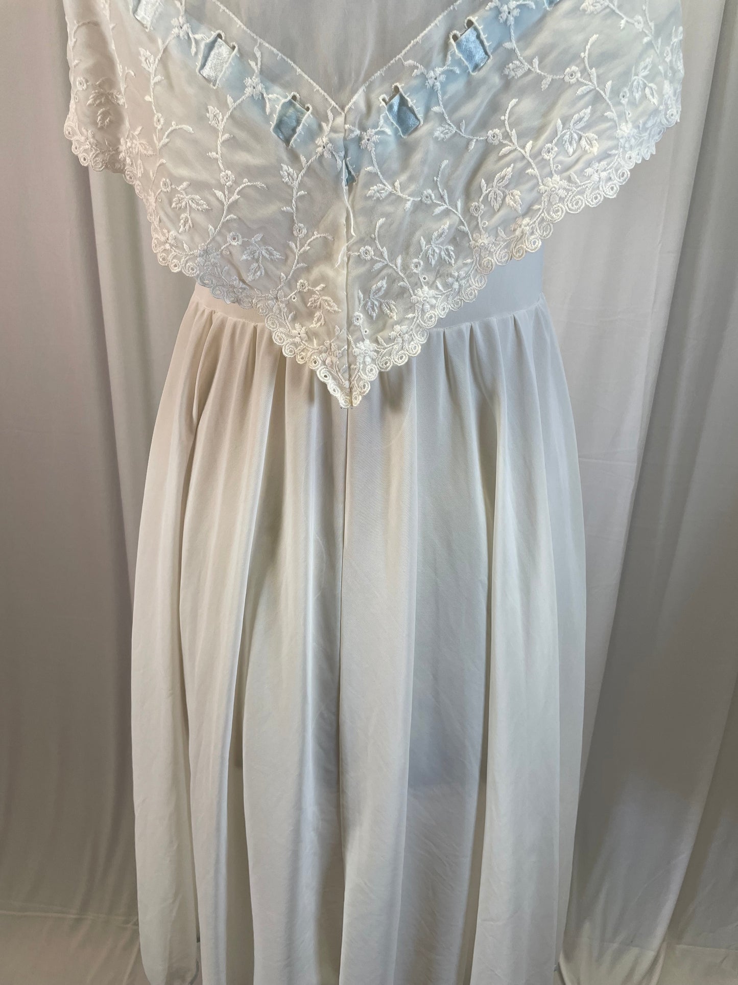 Vintage 60s/70s Blue Nightgown