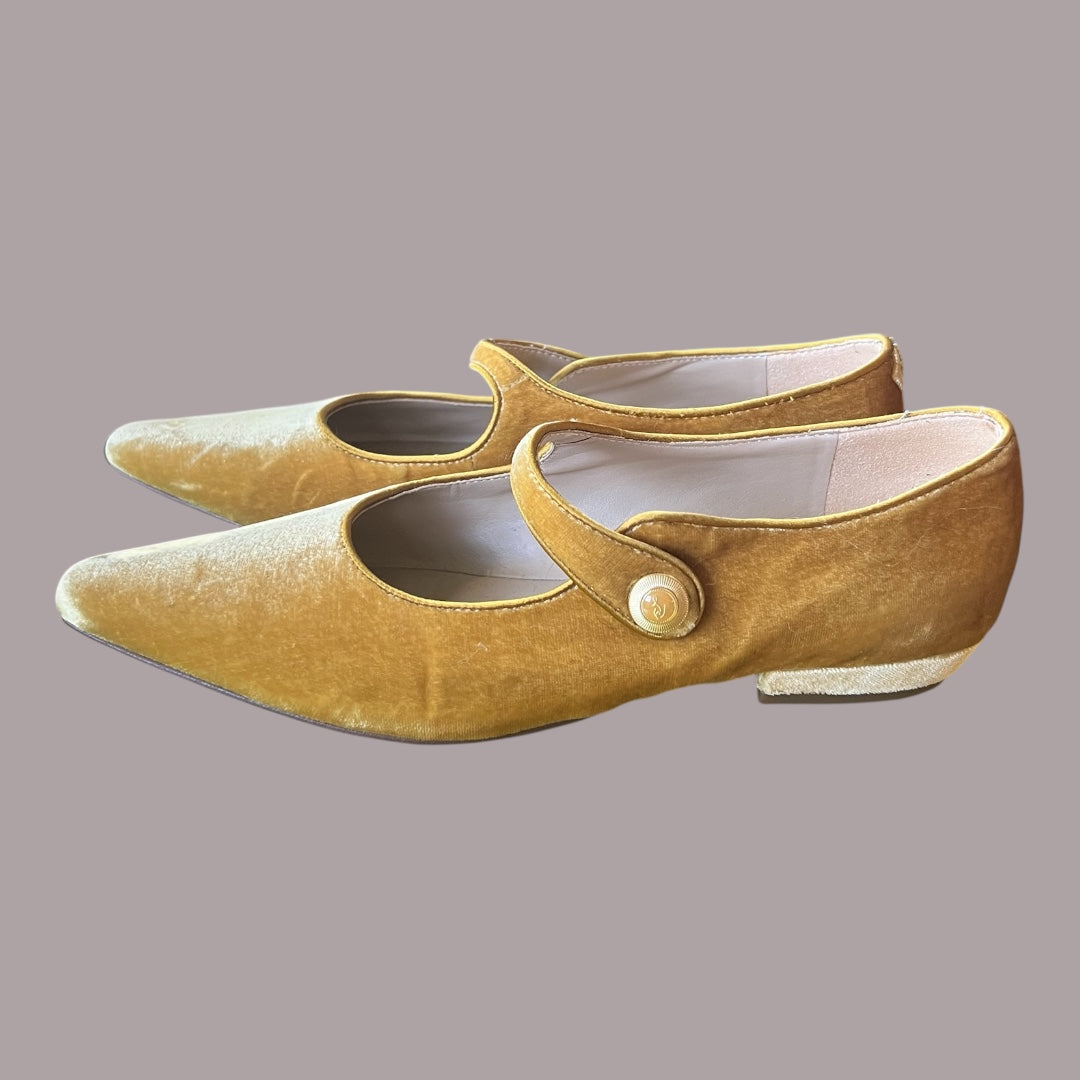 Sam Edelman Velvet Flats size 6