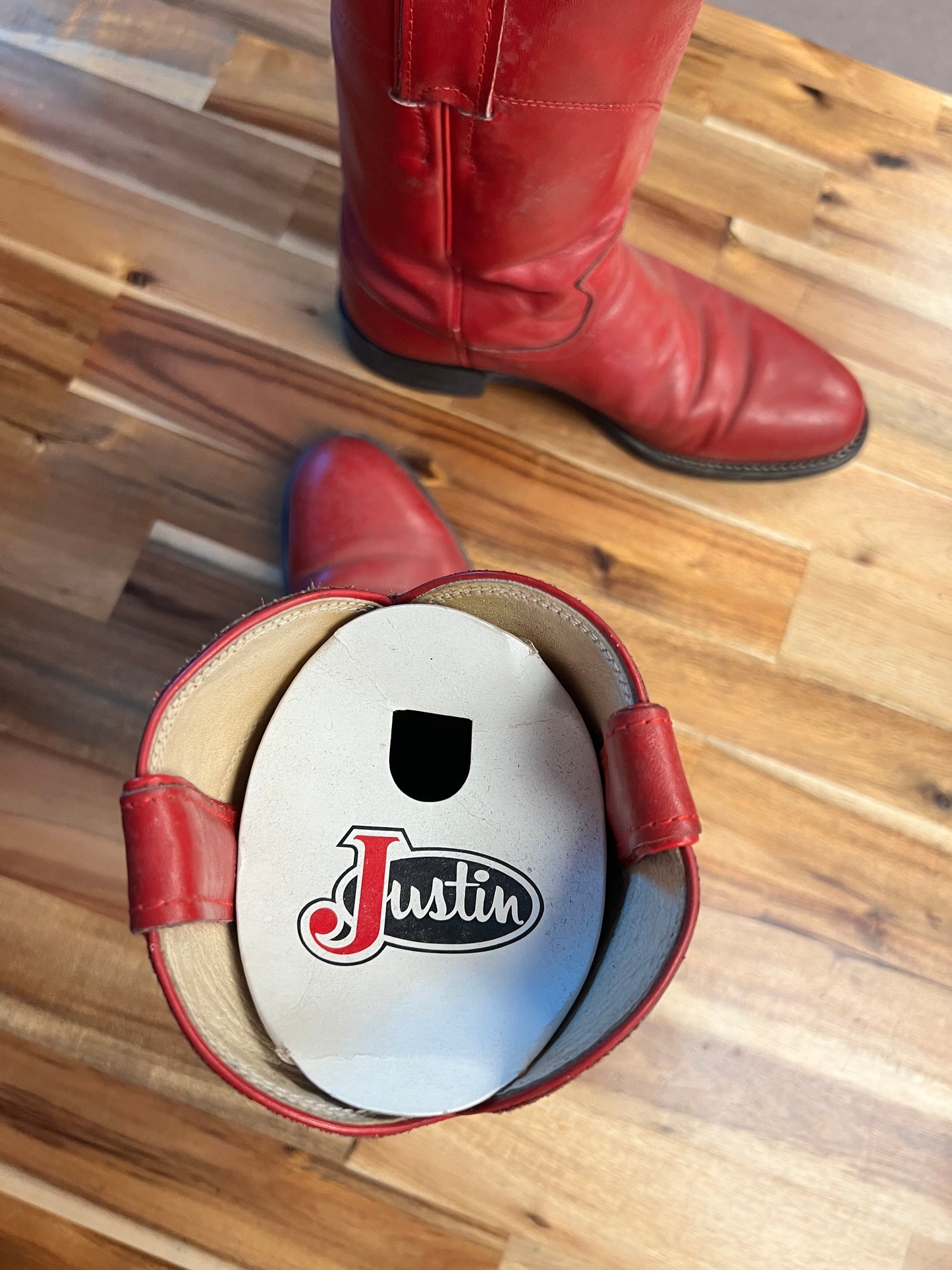 Red Justin Roper Western Boots, size 6