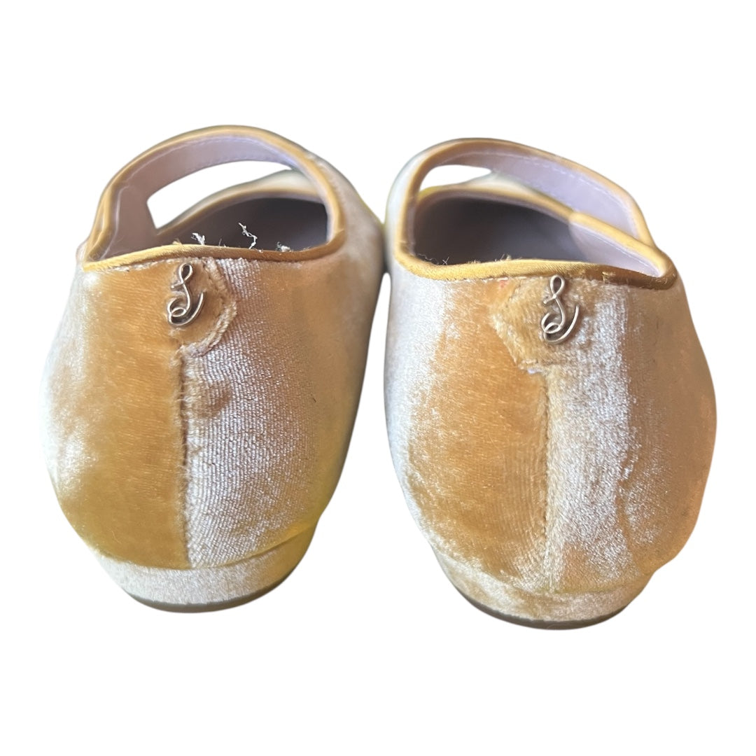 Sam Edelman Velvet Flats size 6
