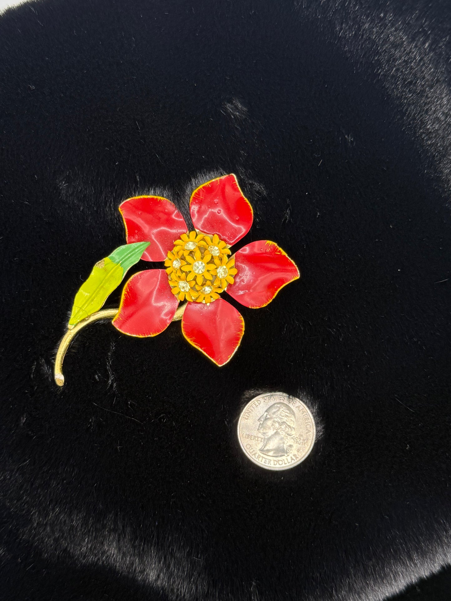 Vintage 60s Enamel Flower Pin