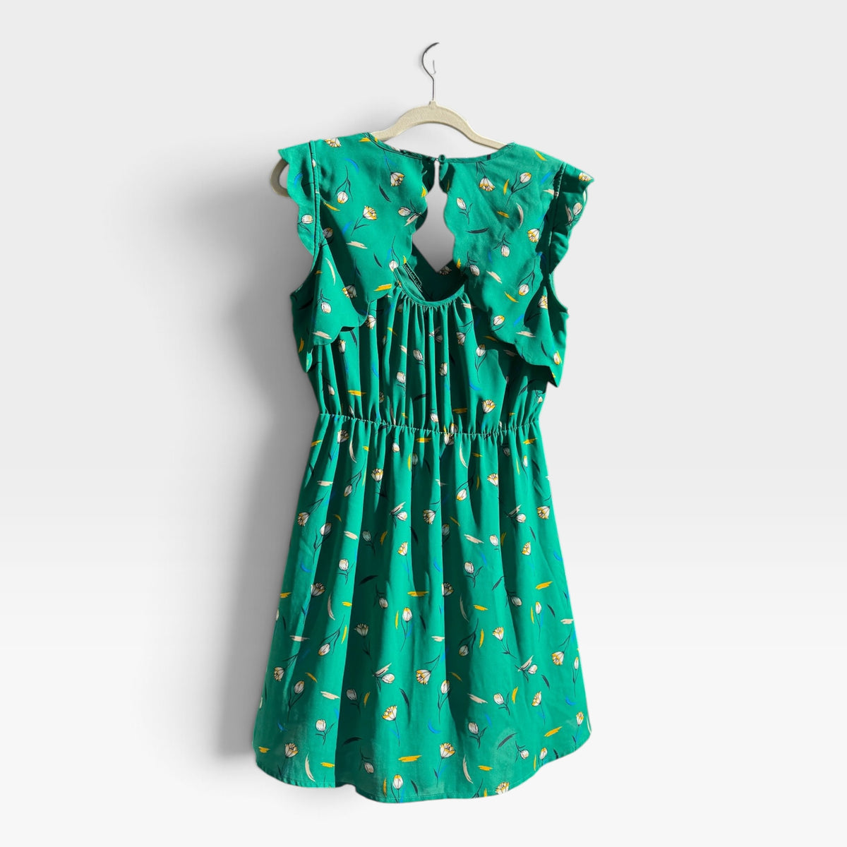 41 Hawthorn Midnight Scallop Detail Floral Tulip Dress in Green, Size MP