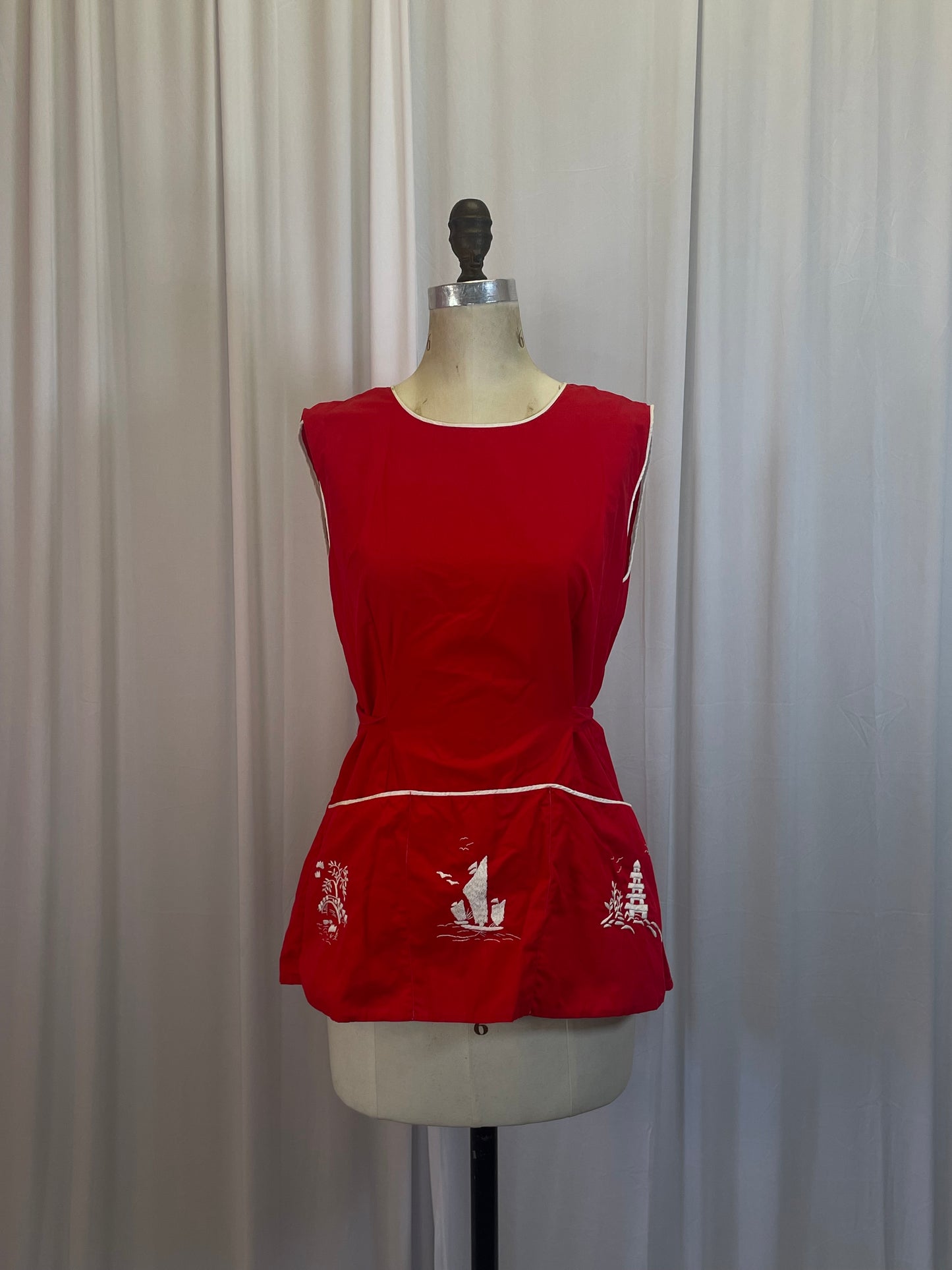 Vintage 50’s/60’s Red Apron-style Top, sz m