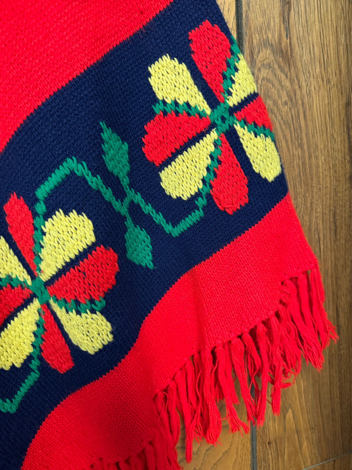 Vintage Knit 60s/70s Poncho
