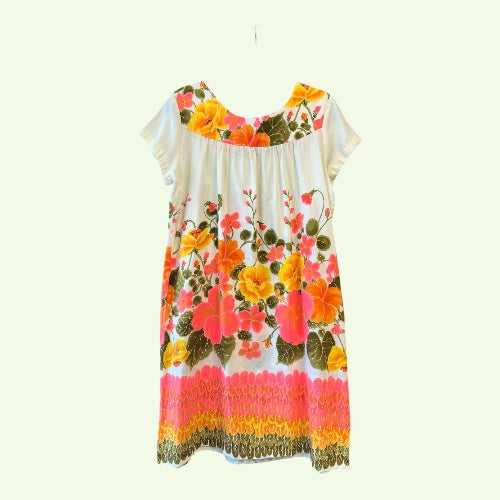 Vintage Hawaiian Muumuu Dress by Ui-Maikai, size medium