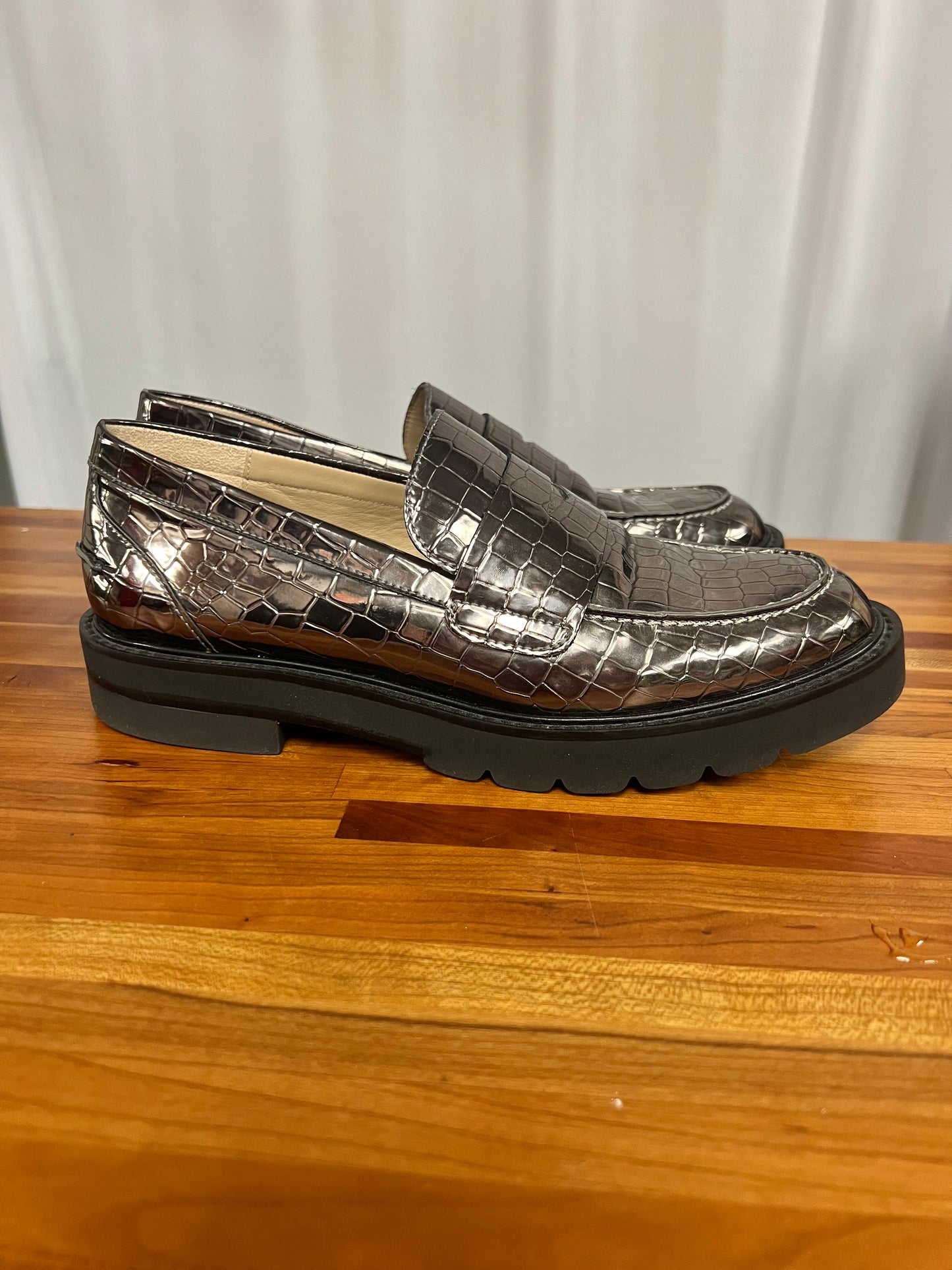 Stuart Weitzman Metallic Loafers size 8.5