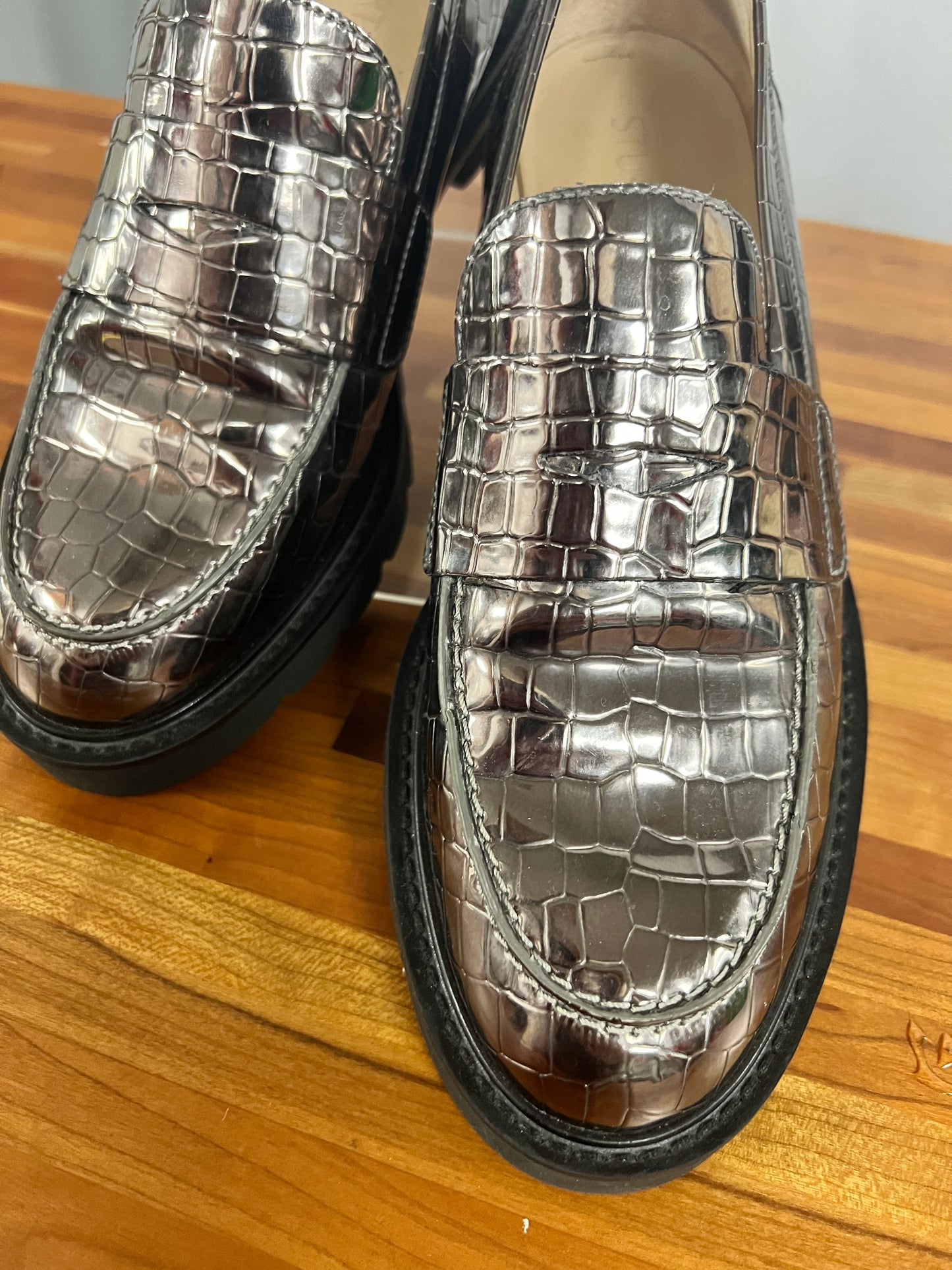 Stuart Weitzman Metallic Loafers size 8.5