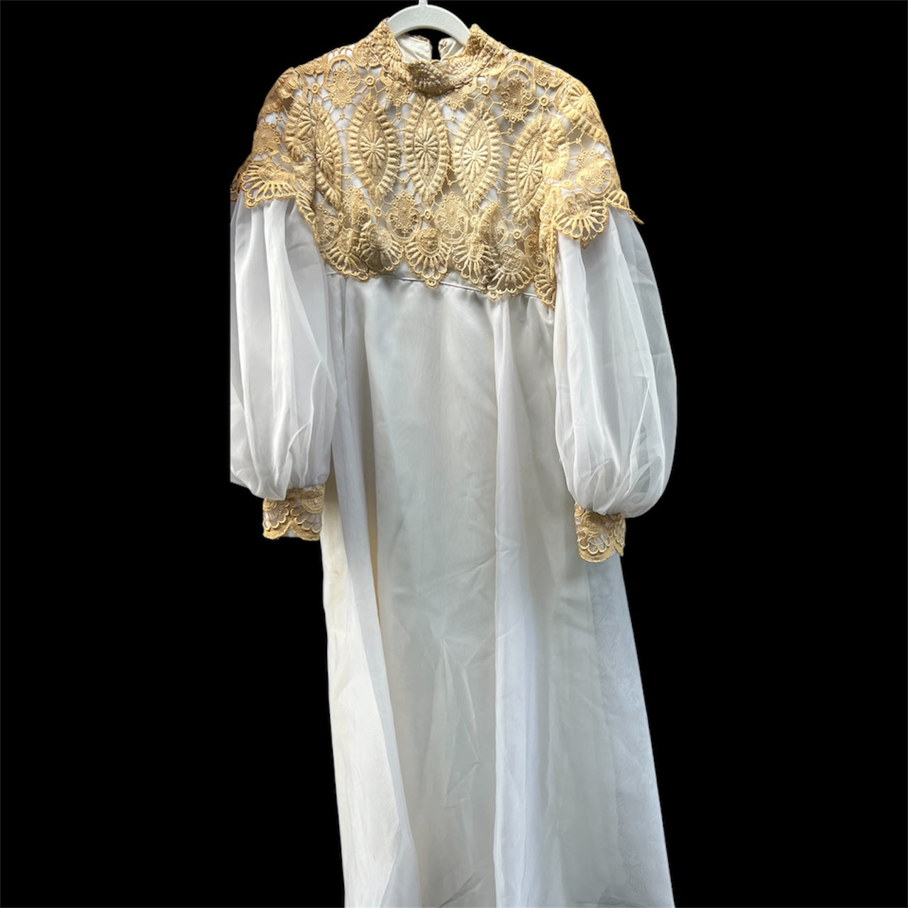 Amazing 1960’s Bohemian Bride Wedding Gown, size s