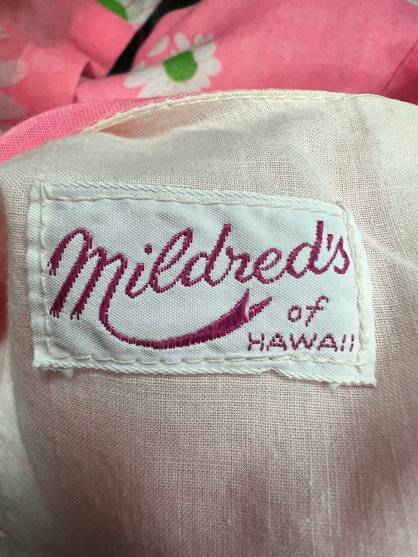 Vintage Mildred’s of Hawaii 60's/70's Pink Daisy Dress, size s
