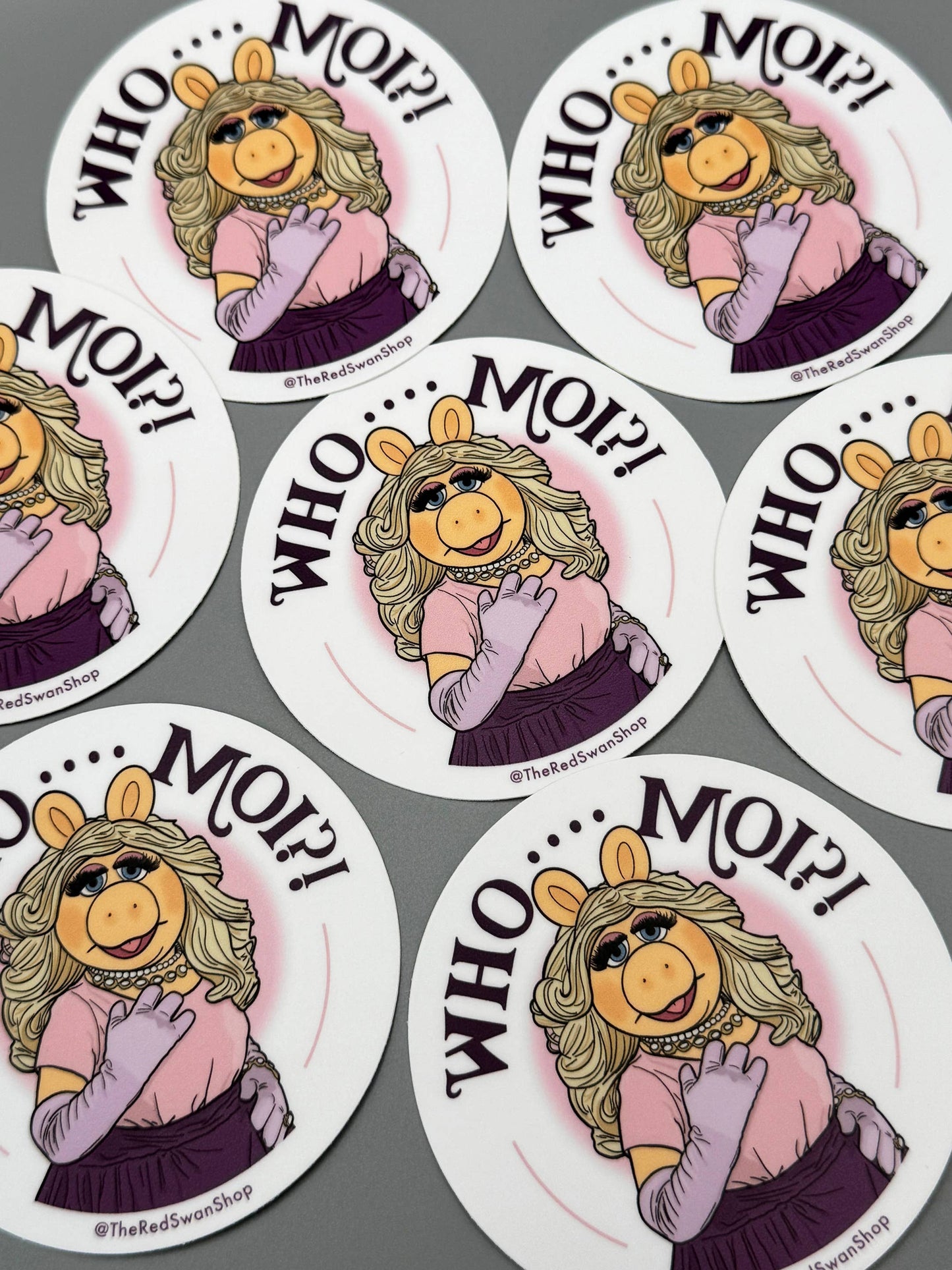Miss Piggy, The Muppets - Sticker, Vinyl Decal - Who, Moi?! - Gift