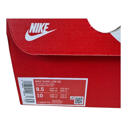 Nike Dunk Low SE Mica Green size 8.5/10