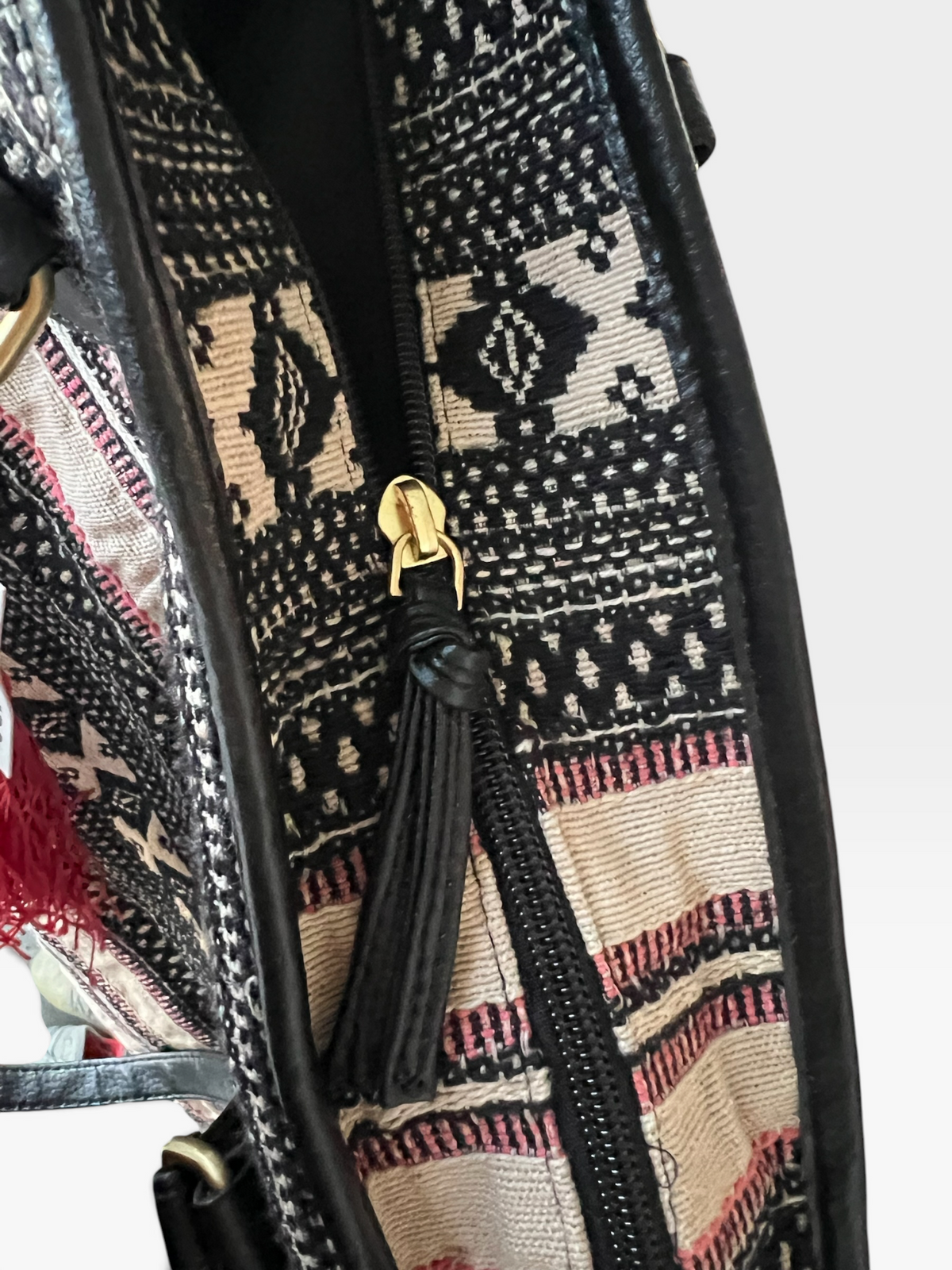 NWT Joe Boxer Boho Tote Bag, Black, White and Pink Tassel Purse