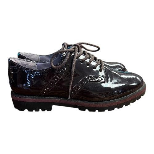 Nine West EUC Vegan Leather Deep Red Oxfords, size 8.5
