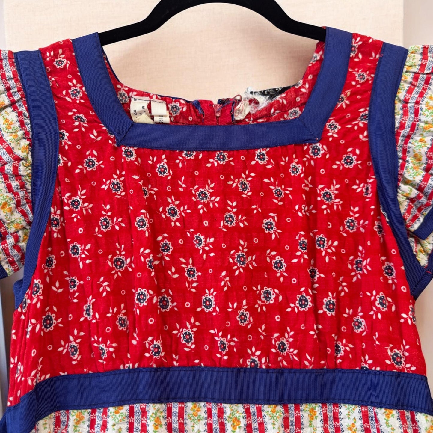 Vintage Prairie Apron Dress With Floral Print, size s