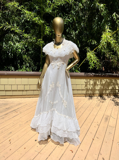Vintage 1970’s Wedding Gown, size small