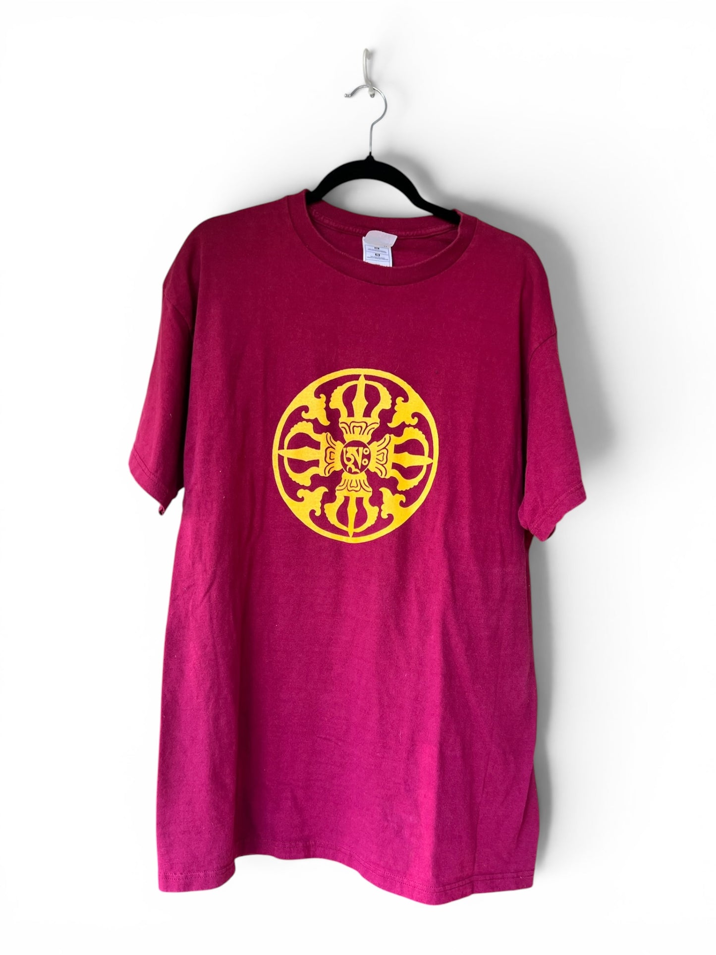 Vintage 90s Tibetan Prayer Wheel Buddhism Burgundy 100% Cotton Tee, Size XL