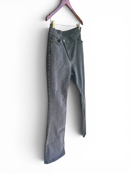 Gap Mid Rise “Baby Boot” cut Women’s Jeans Black/Grey, size 33/16s