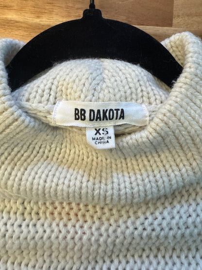 BB Dakota White Fringe Sweater, size xs