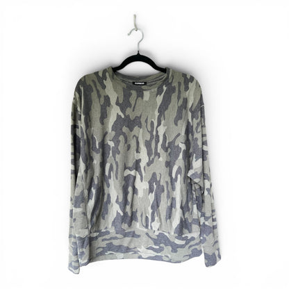 Express Camo Sweater Oversized Comfy Sweatshirt Green Camouflage, Size M