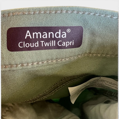Gloria Vanderbilt, Amanda Cloud Twill Capri Pants, Khaki Green, Size 12