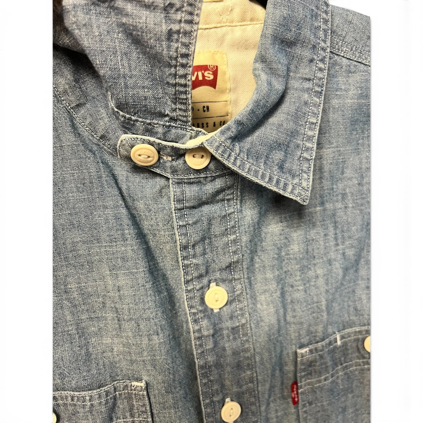 Levi’s Denim Button Down Shirt, size s