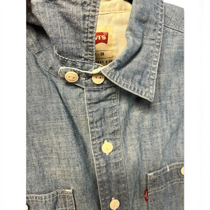Levi’s Denim Button Down Shirt, size s