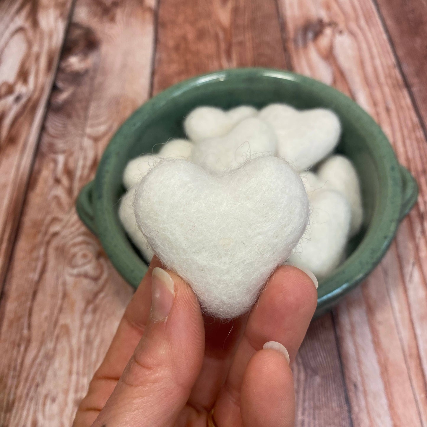 Felt Hearts Loose Cream