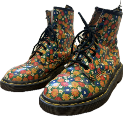 Original Doc Martens—Made in England—Floral