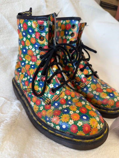 Original Doc Martens—Made in England—Floral