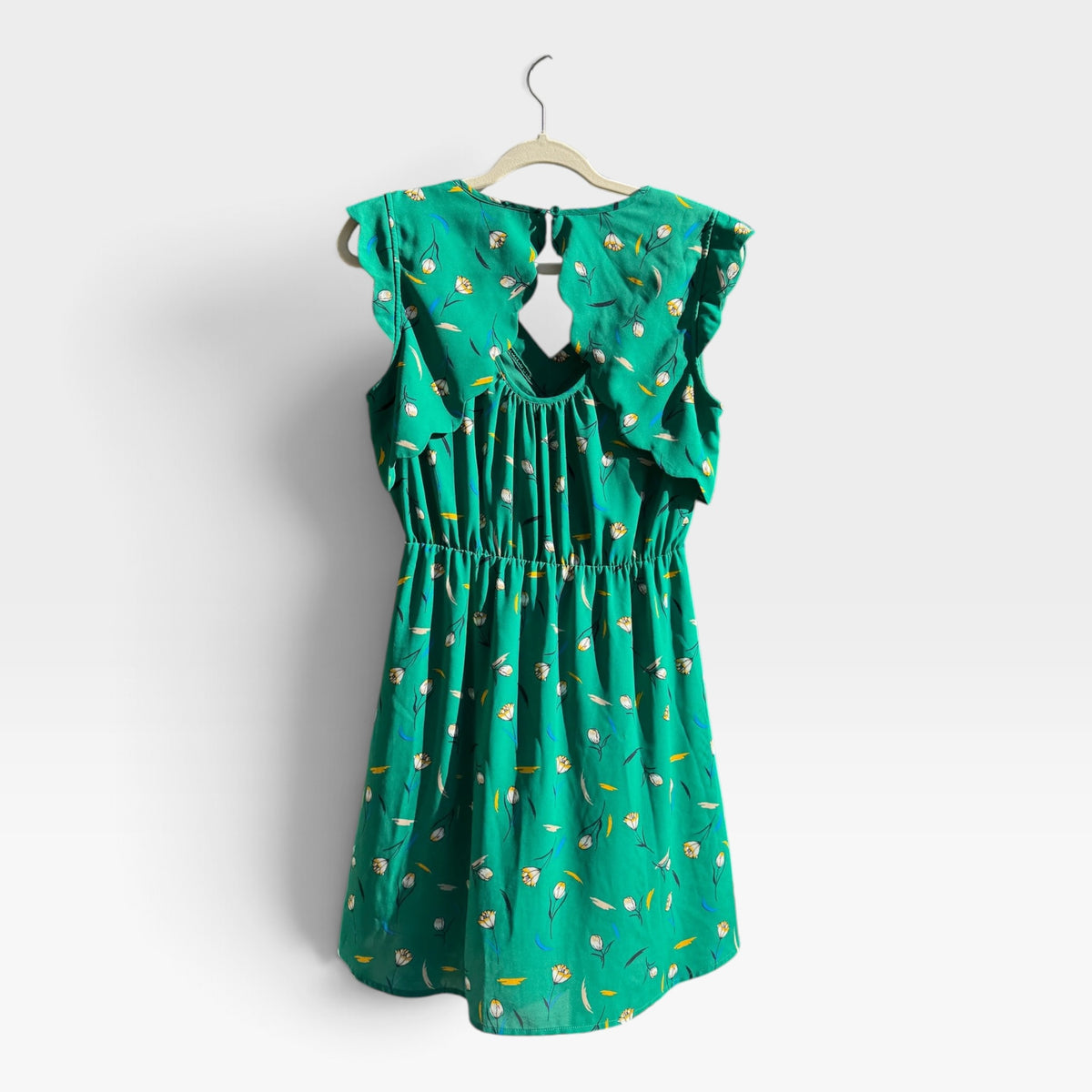 41 Hawthorn Midnight Scallop Detail Floral Tulip Dress in Green, Size MP