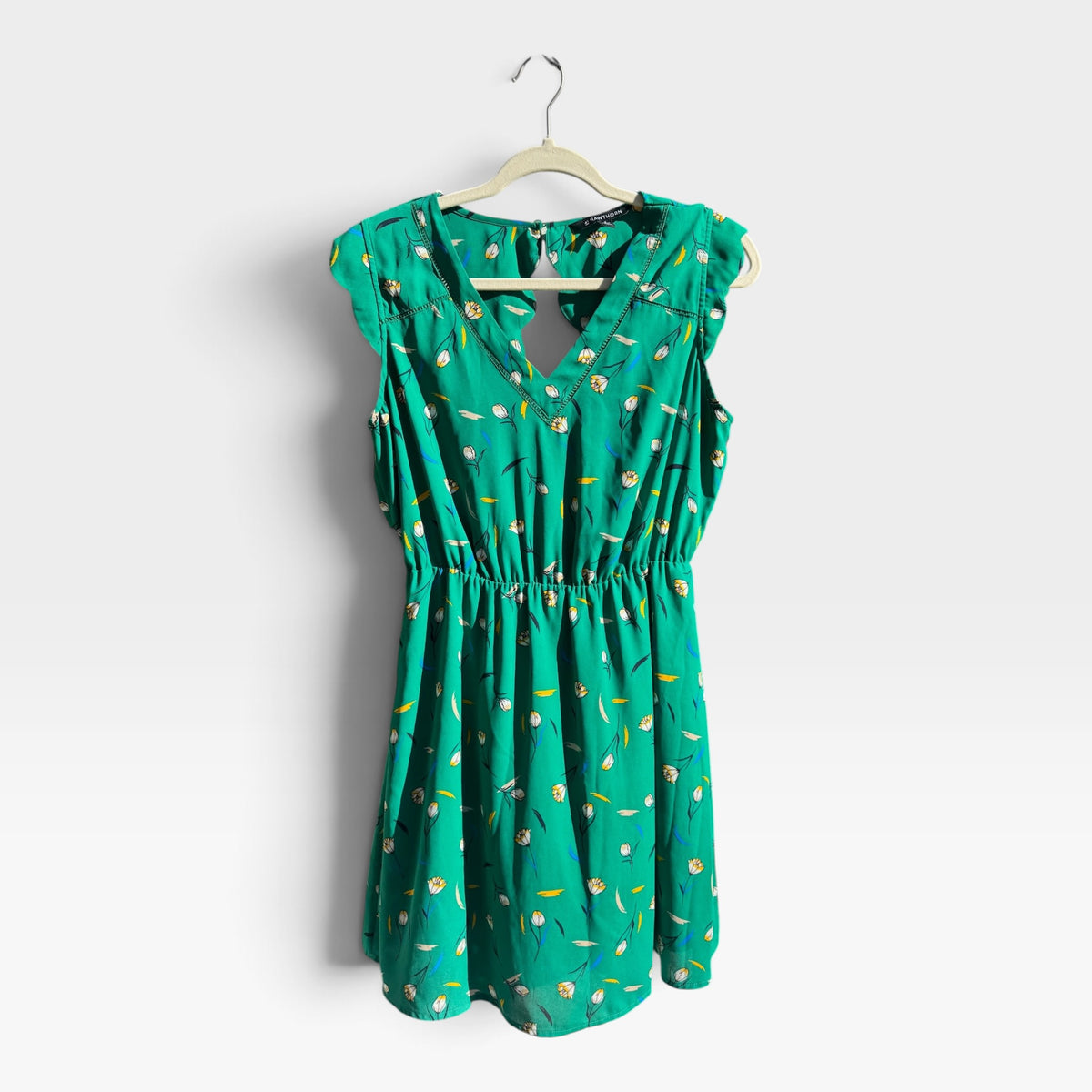 41 Hawthorn Midnight Scallop Detail Floral Tulip Dress in Green, Size MP