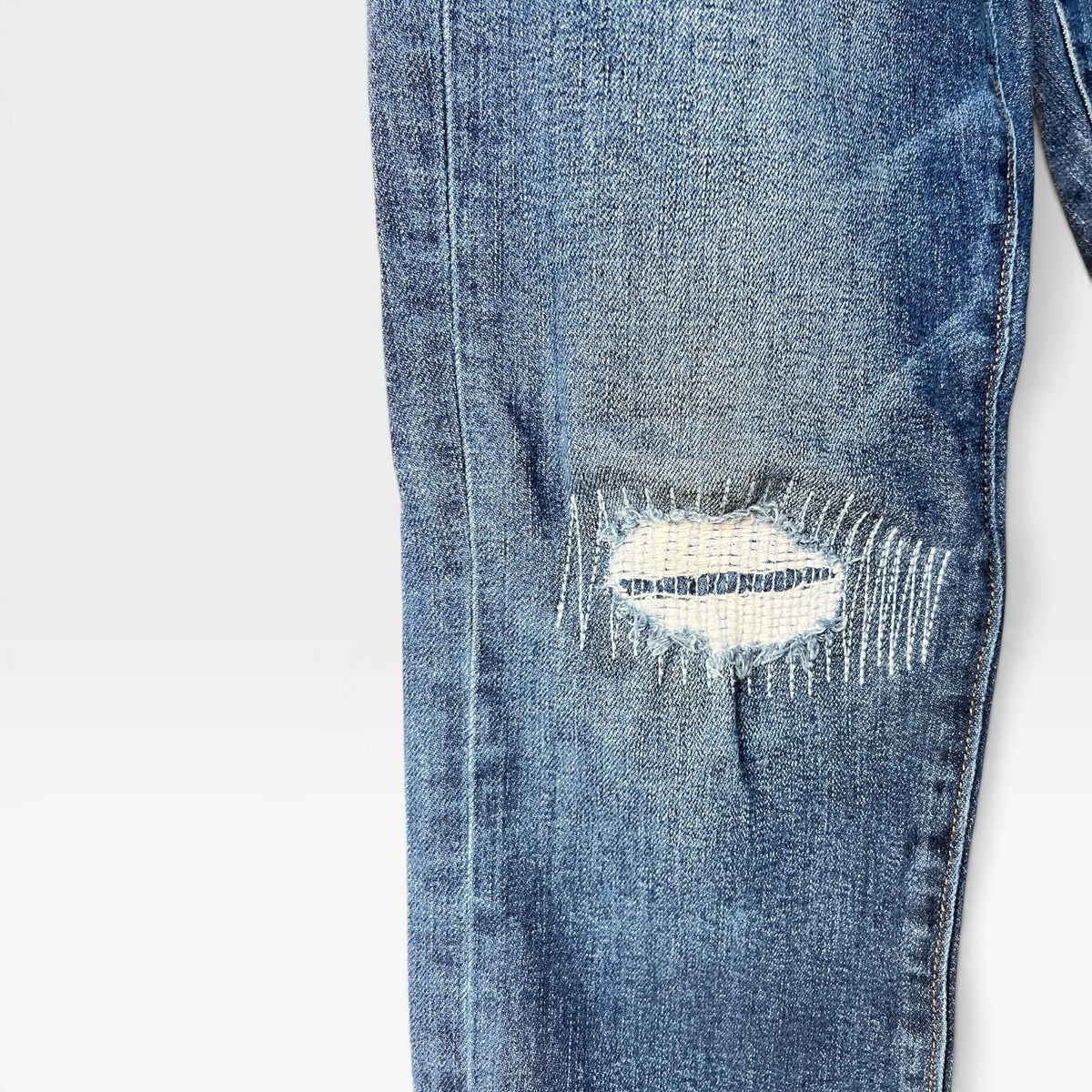 Loft Jeans, Artistically Mended Knee, Skinny With Ankle Vents, Size 27/4