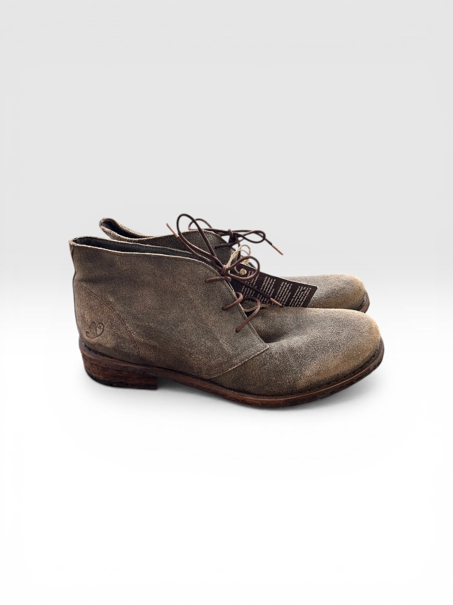 NWT Anthropologie Felmini Ankle Boots, Suede Chukka, size 41 (US 10)