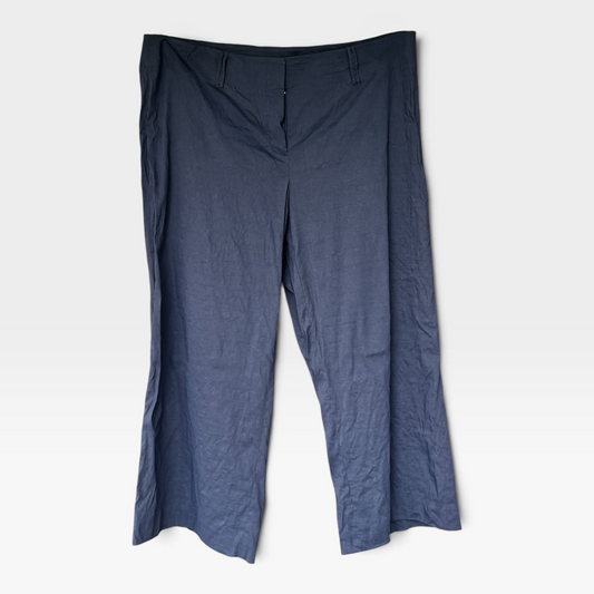 Elie Tahari Beautiful Navy Blue Cropped Dress Pants, Trousers, Size XL