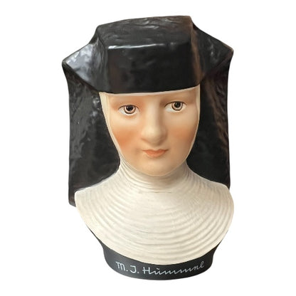 Vintage Hummel Goebel Nun Figurine1978