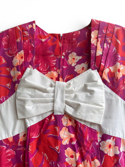Vintage 1960s Tropical HibiscusPrint Hawaiian Dress, size s