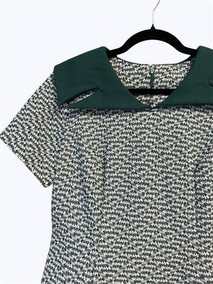 1970s Green and White Mini Dress With Oversized Collar, size m