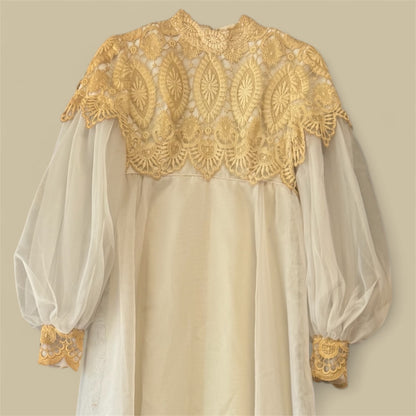 Amazing 1960’s Bohemian Bride Wedding Gown, size s