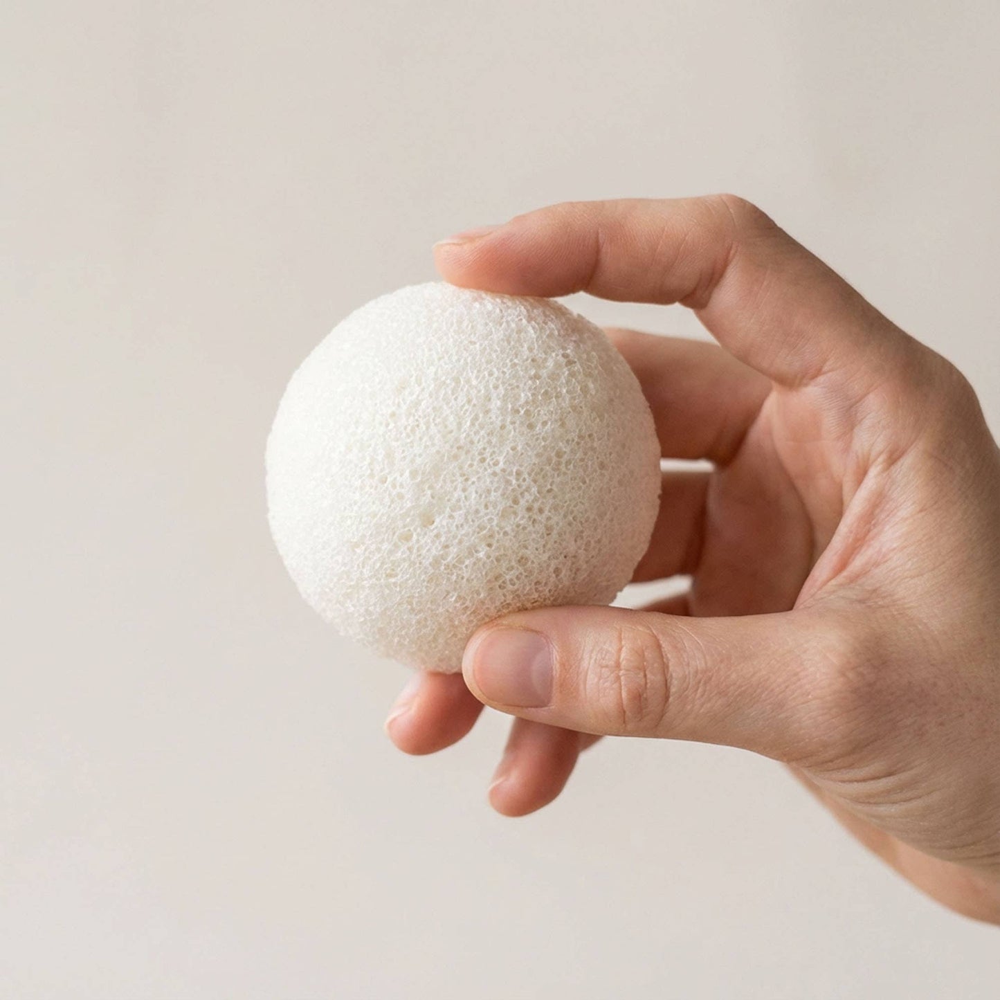 Natural Konjac Facial Cleansing Sponge | Eco Friendly | Zero Waste