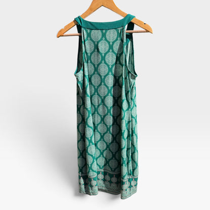 Magnolia Grace Green Alhambra Geometric V-Neck Shift Dress, Size MP