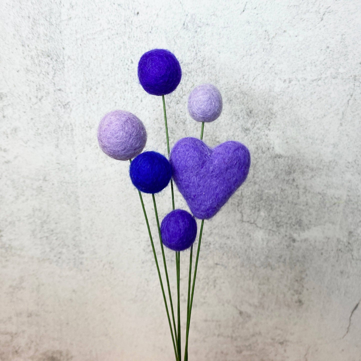 Set of 6 Felt Heart Ball Bouquet Passion for Purple