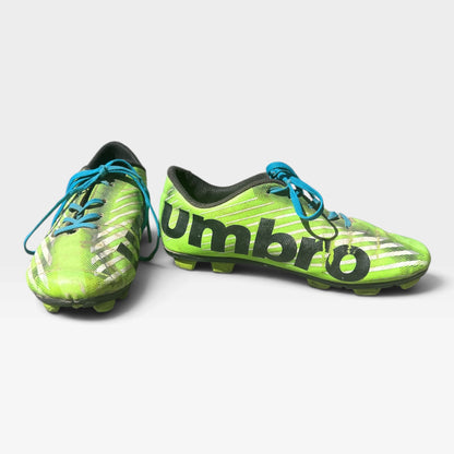 Umbro Kids Soccer Cleats, Bright Green, Pre-Owned, Size 1.5
