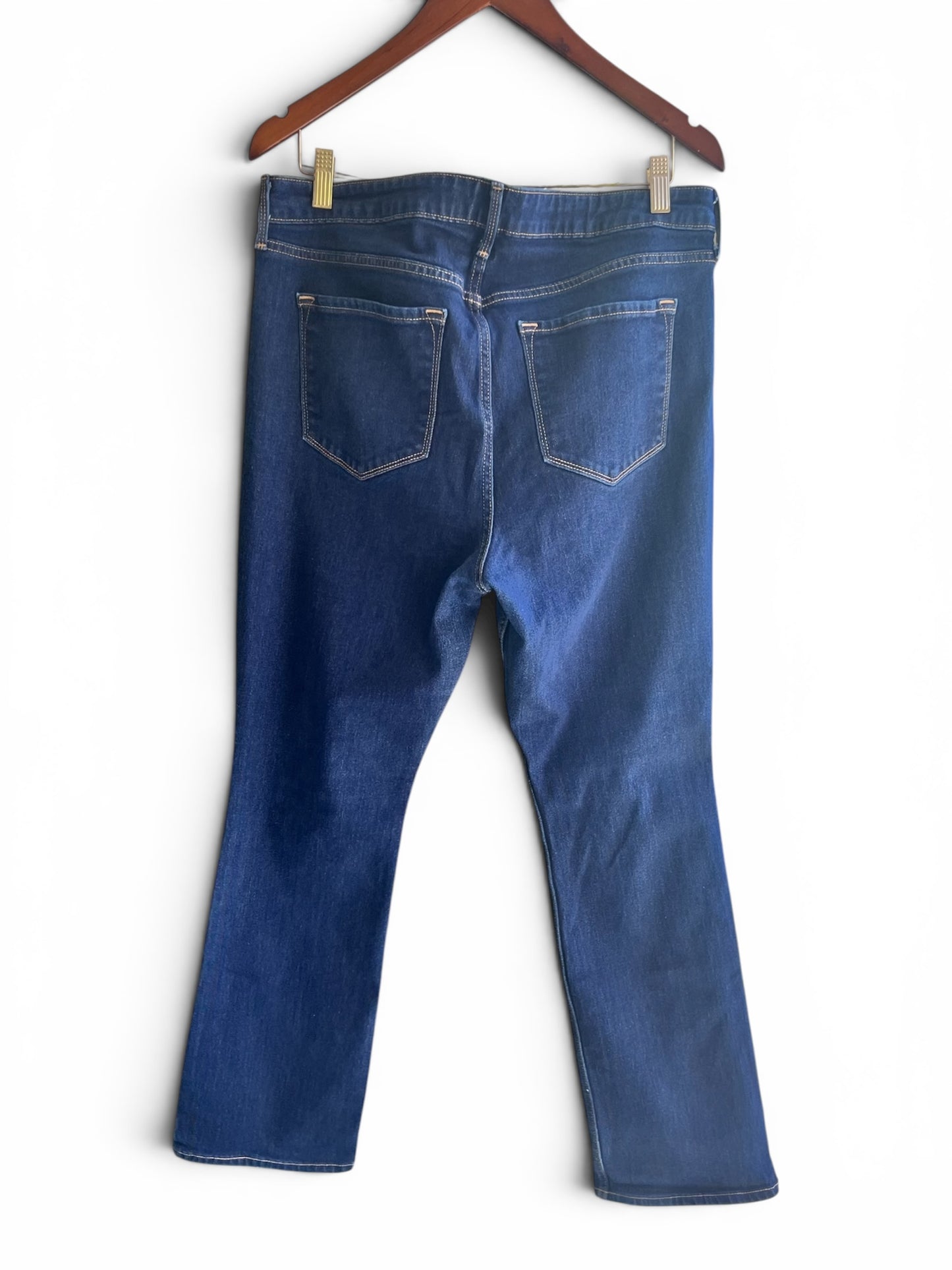 Old Navy WOW Boot-Cut Mid-Rise Blue Jeans, size 16s