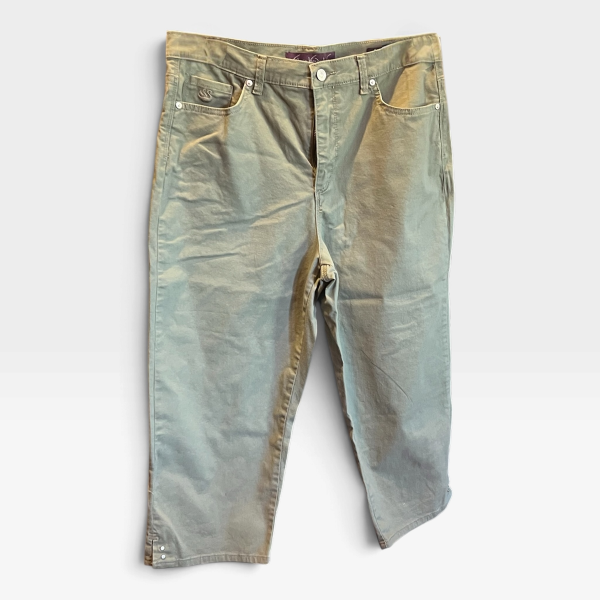 Gloria Vanderbilt, Amanda Cloud Twill Capri Pants, Khaki Green, Size 12