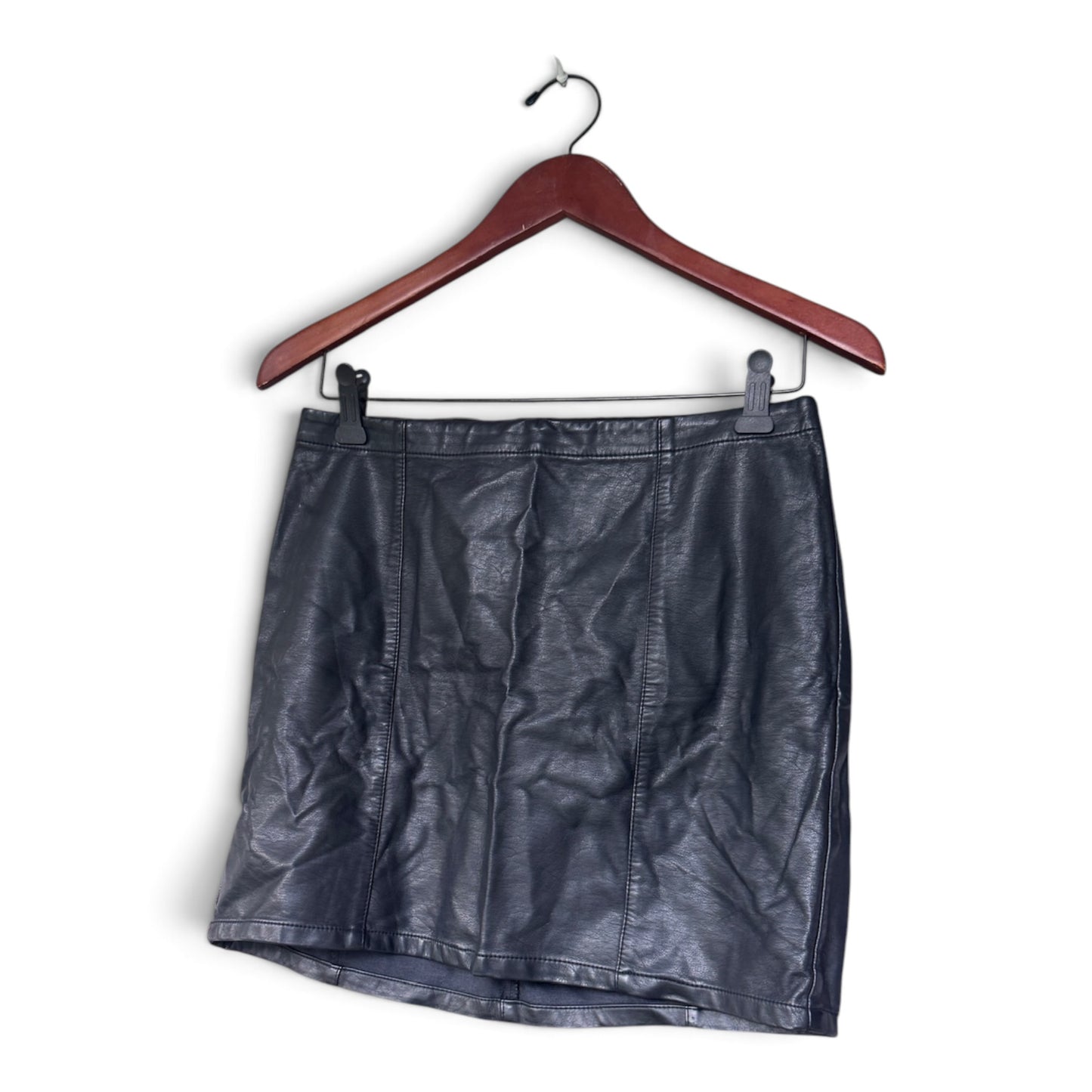 Forever 21 Faux Leather | Vegan Leather | Black Mini Skirt, Size Large