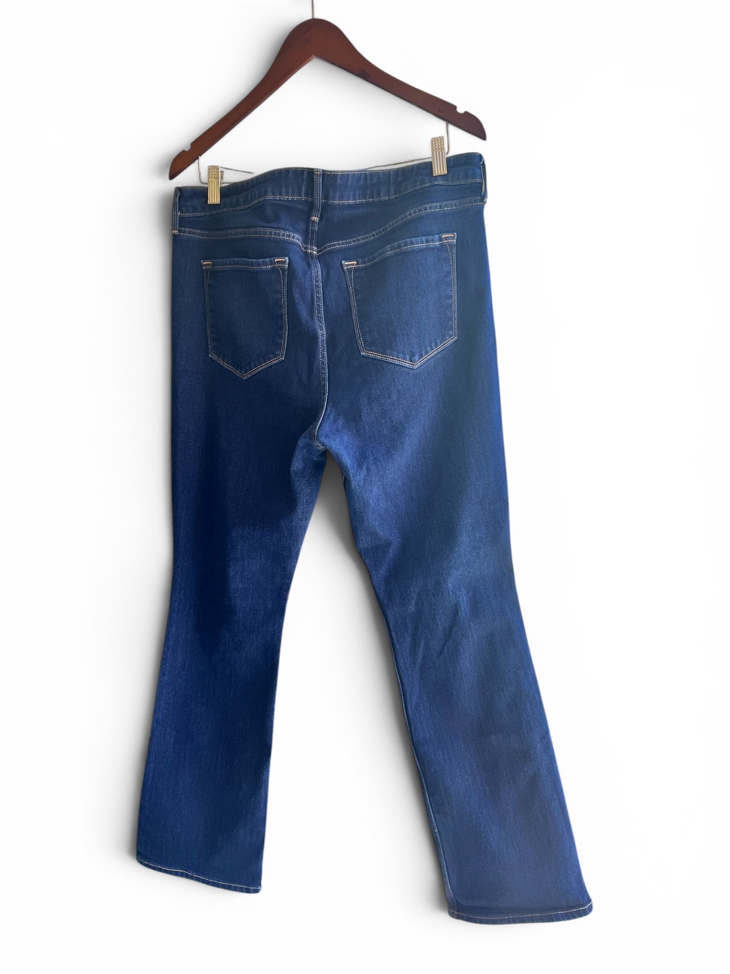 Old Navy WOW Boot-Cut Mid-Rise Blue Jeans, size 16s