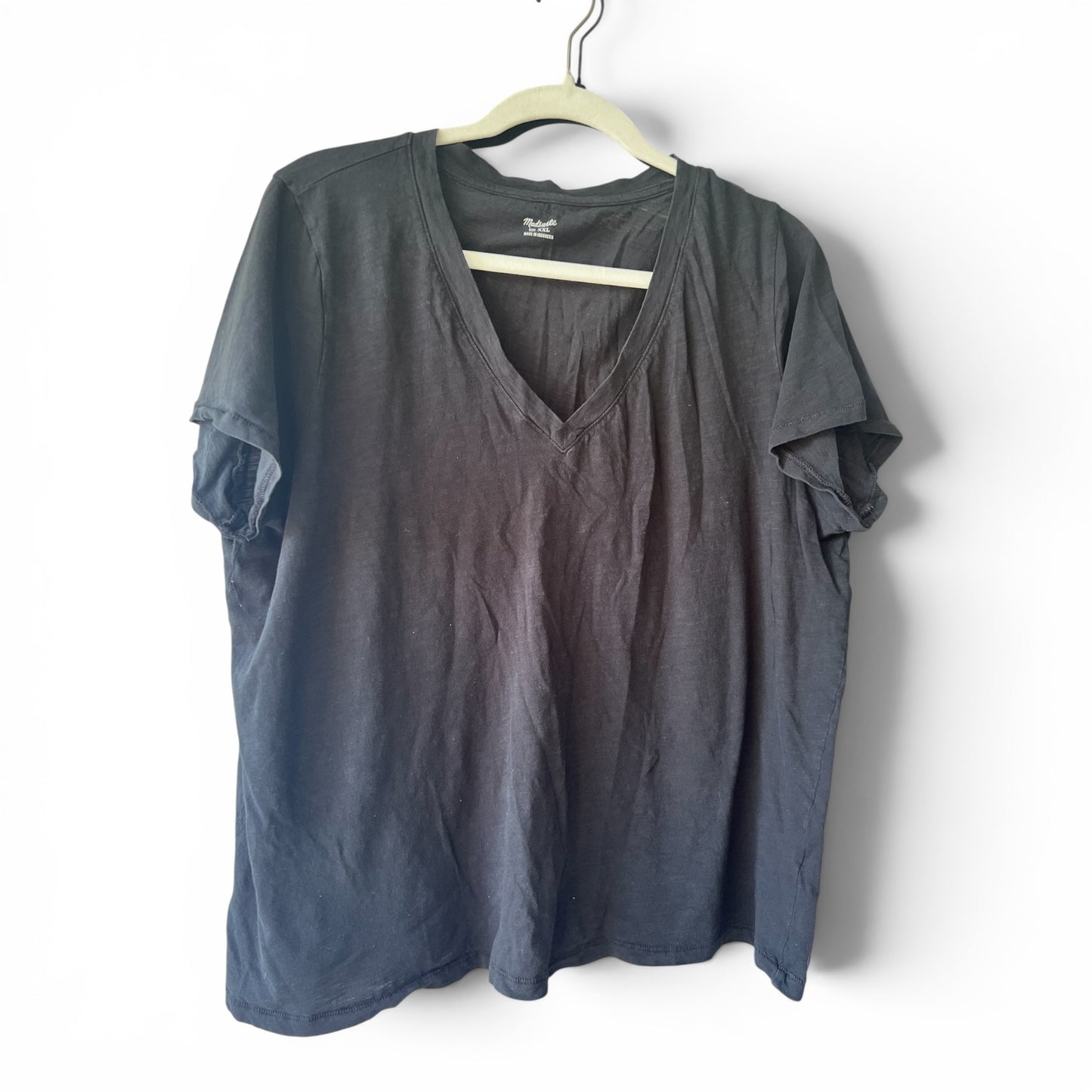 Bundle of 4 Madewell V-Neck T-shirts, Well-Loved, White & Black, XXL