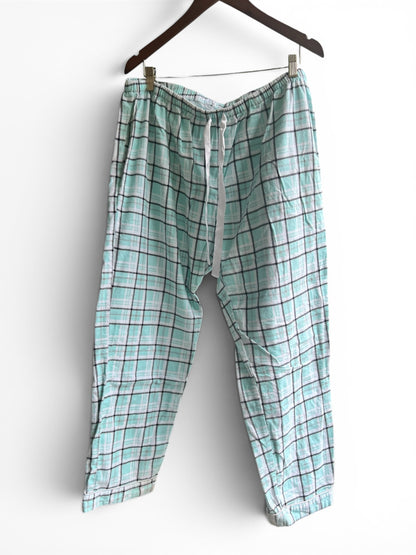 Two Pairs of Flannel Pajama Pants, Pockets!, size xl