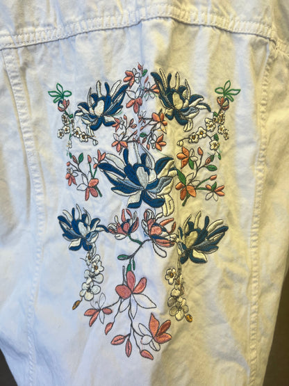 Vintage White Embroidered Jean Jacket, size L